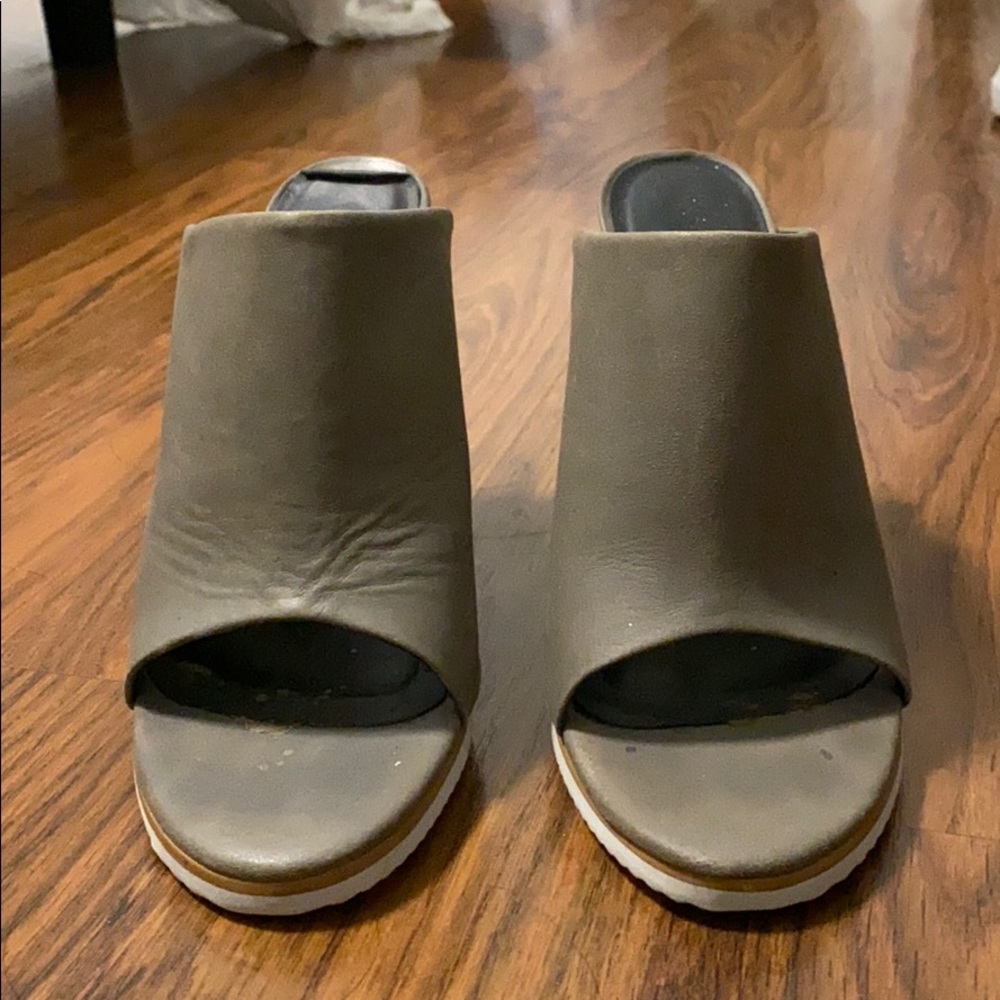 Tibi Bee Mule